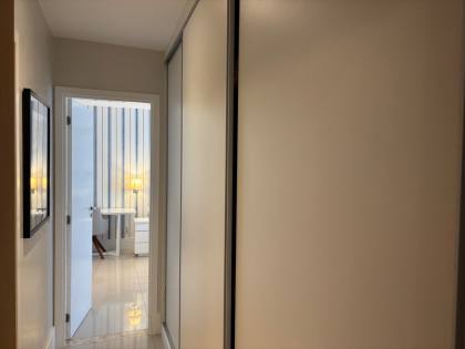 Apartamento Para Vender com 3 quartos 3 suítes no bairro Pituacu em Salvador