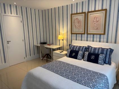 Apartamento Para Vender com 3 quartos 3 suítes no bairro Pituacu em Salvador