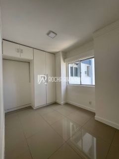 Apartamento Para Vender com 3 quartos 1 suítes Caminho da Árvores