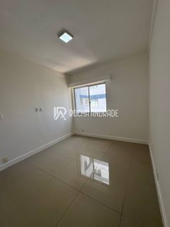 Apartamento Para Vender com 3 quartos 1 suítes Caminho da Árvores