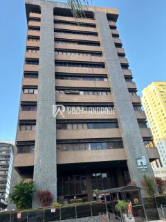 Sala Comercial Venda, Avenida Tancredo Neves, 112m², 3 vagas.