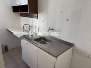 Sala Comercial Venda, Avenida Tancredo Neves, 112m², 3 vagas.