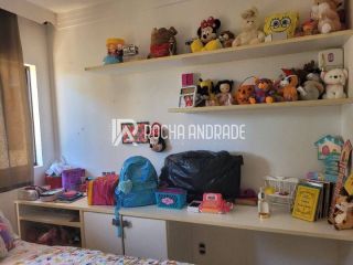 Village Duplex Venda, Patamares, 2 suítes, bem localizado.