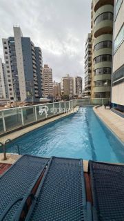 Apartamento Venda Armação, 2 suítes, próximo a praia.