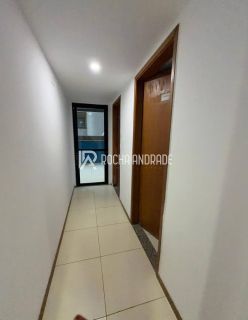 Apartamento Venda Armação, 2 suítes, próximo a praia.
