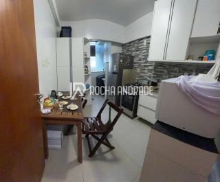 Apartamento Venda Armação, 2 suítes, próximo a praia.