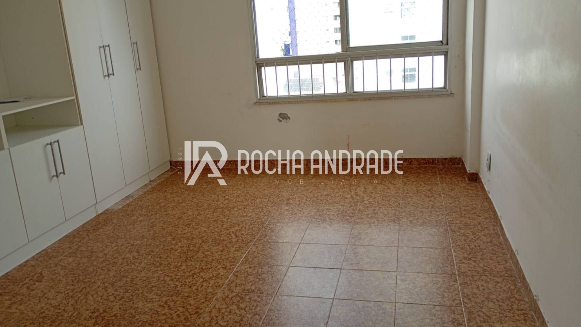 Apartamento Venda Pituba, 3 quartos, amplo, nascente.