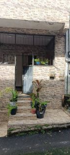 Casa a Venda em Lauro de Freitas