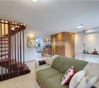 Casa Triplex Reformada com Energia Solar | 166m², 4 Vagas e Área Gourmet