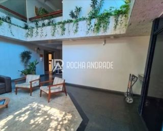 Apartamento 2 Quartos no Caminho das Árvores com Piscina e Garagem