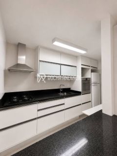 Apartamento 2/4 com Suíte e Vista para o Mar
