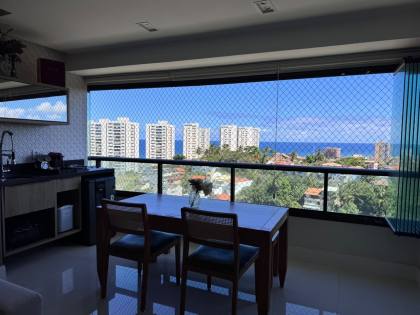 Três suítes duas vagas vista mar