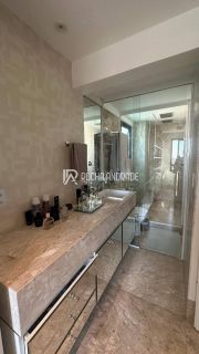COBERTURA 2/4 SUÍTES, 4 VAGAS, COM PISCINA PRIVATIVA