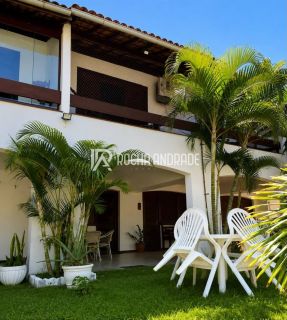 Casa de Condomínio á Venda com 3 quartos 3 suítes - Vilas do Atlantico