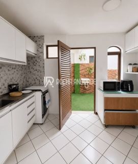 Casa de Condomínio á Venda com 3 quartos 3 suítes - Vilas do Atlantico