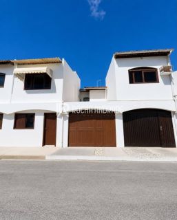 Casa de Condomínio á Venda com 3 quartos 3 suítes - Vilas do Atlantico