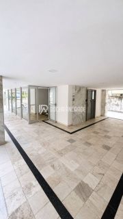 Apartamento à Venda com 3/4 | Costa Azul