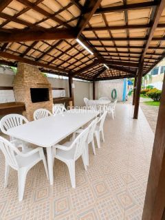 Casa Triplex à Venda em Itapuã | Condomínio Fechado