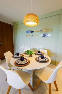 Apartamento à Venda com 2/4, 1 suítes - Guarajuba /Camaçari