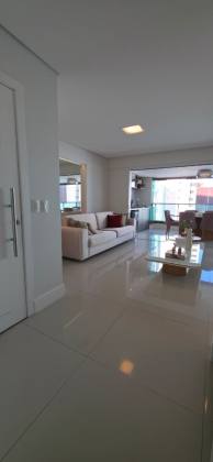VENDO APARTAMENTO DE LUXO COM 3 SUÍTES. Exclusividade, sofisticação e vista mar no Caminho das Árvores.