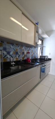 VENDO APARTAMENTO DE LUXO COM 3 SUÍTES. Exclusividade, sofisticação e vista mar no Caminho das Árvores.