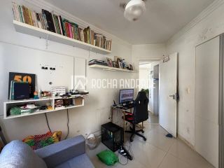 Apartamento à Venda - 2/4 com suite e garagem