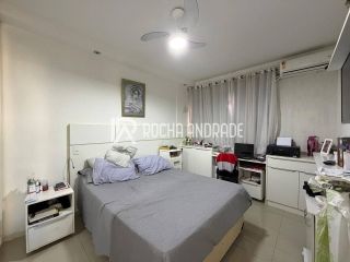 Apartamento à Venda - 2/4 com suite e garagem