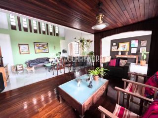 Casa à Venda com 4 suítes - Vila Laura/ Salvador