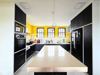 Casa à Venda com 4 suítes - Vila Laura/ Salvador