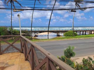 Casa de Condomínio Para Vender com 2 suítes com dependência no bairro Jaguaribe em Salvador