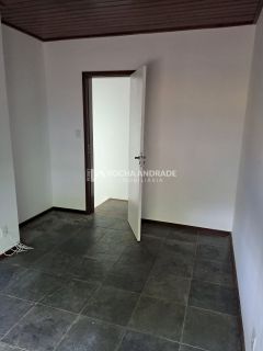 Casa de Condomínio Para Vender com 2 suítes com dependência no bairro Jaguaribe em Salvador