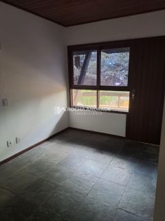 Casa de Condomínio Para Vender com 2 suítes com dependência no bairro Jaguaribe em Salvador
