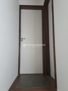 Casa de Condomínio Para Vender com 2 suítes com dependência no bairro Jaguaribe em Salvador