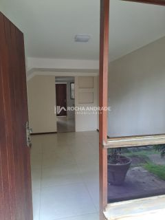Casa de Condomínio Para Vender com 2 suítes com dependência no bairro Jaguaribe em Salvador