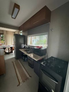 Casa de Condomínio Praia do Forte à venda com 3/4 e 2 suítes
