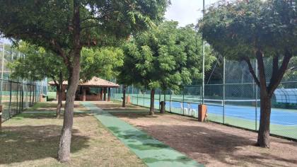 Casa 4/4 no condomínio 4 rodas,  pedra do Sal, Itapuã 