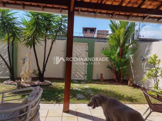 Casa térrea,com andar superior de 3/4 suíte,no condomínio recanto de Abrantes