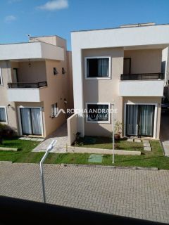 Casa de Condomínio Para Vender com 4 quartos Catu de Abrantes