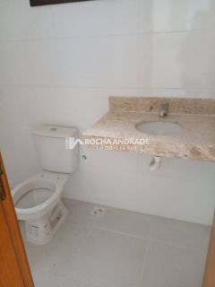 Casa de Condomínio Para Vender com 4 quartos Catu de Abrantes