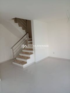 Casa de Condomínio Para Vender com 4 quartos Catu de Abrantes