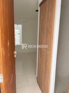 Casa Venda Ipitanga, condomínio fechado, 2 pavimentos, nova.