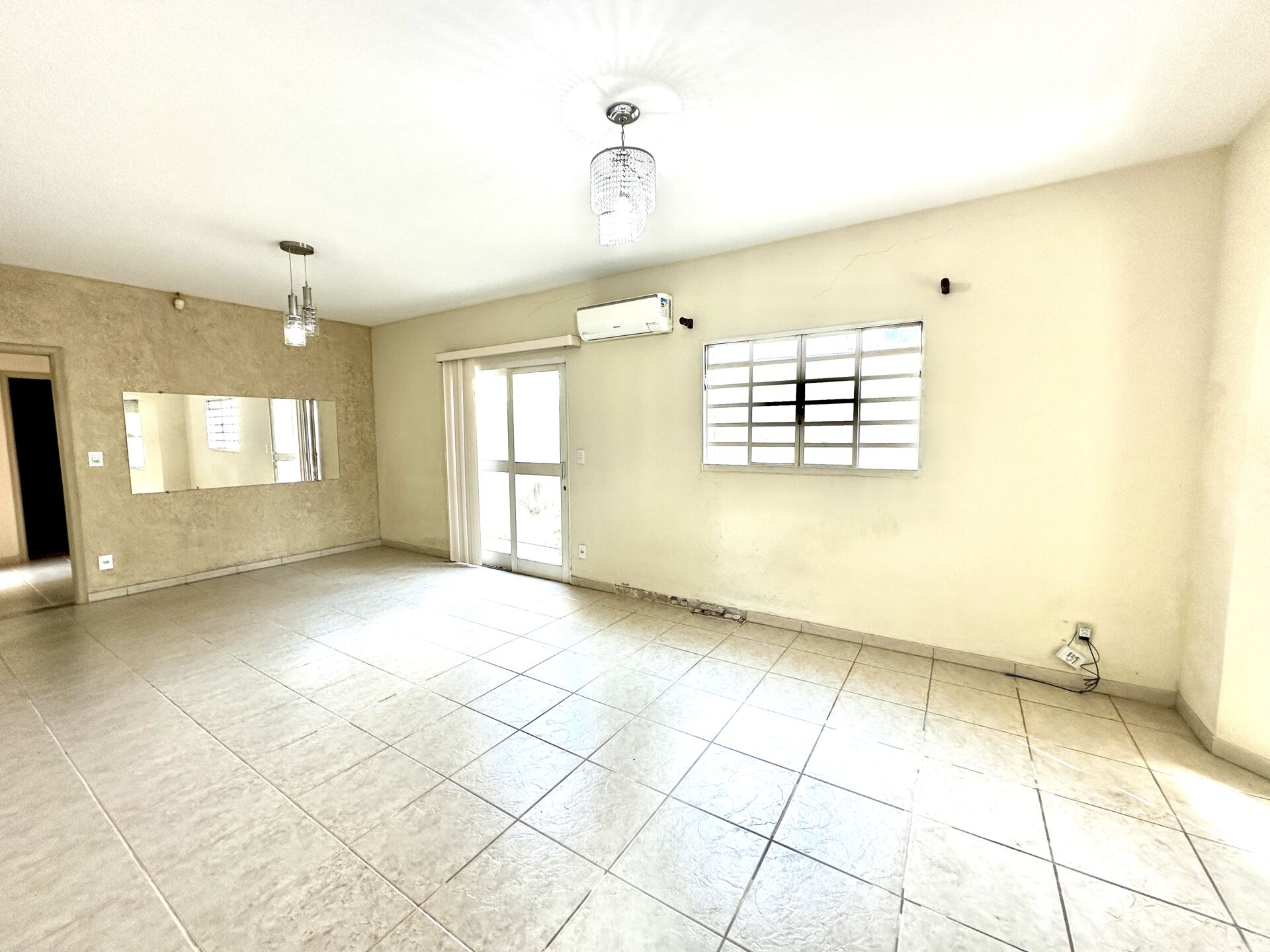 Casa à venda no bairro Jardim Itapuã em Rio Claro/SP