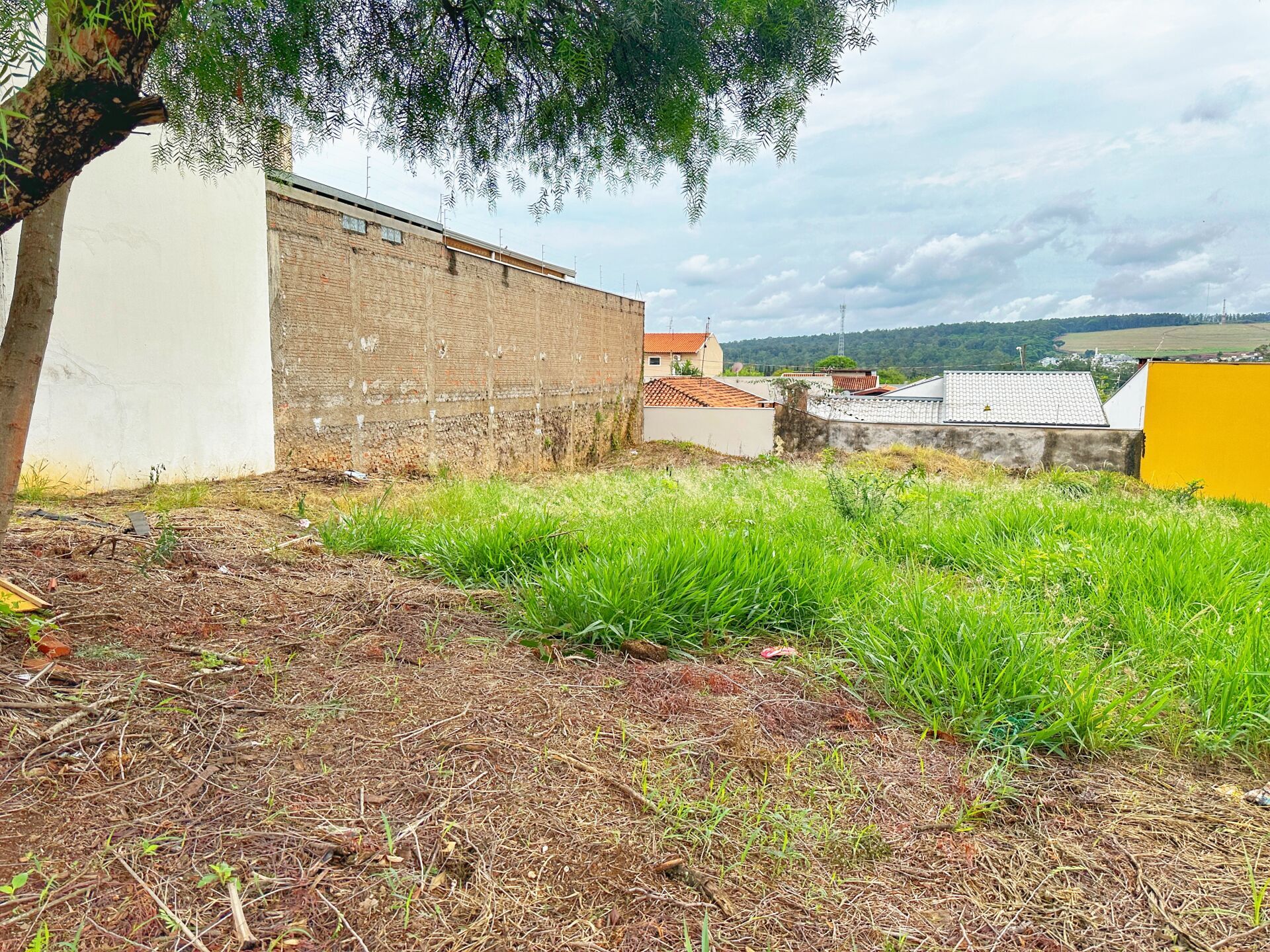 Terreno à venda no bairro JARDIM PORTO FINO em Rio Claro/SP