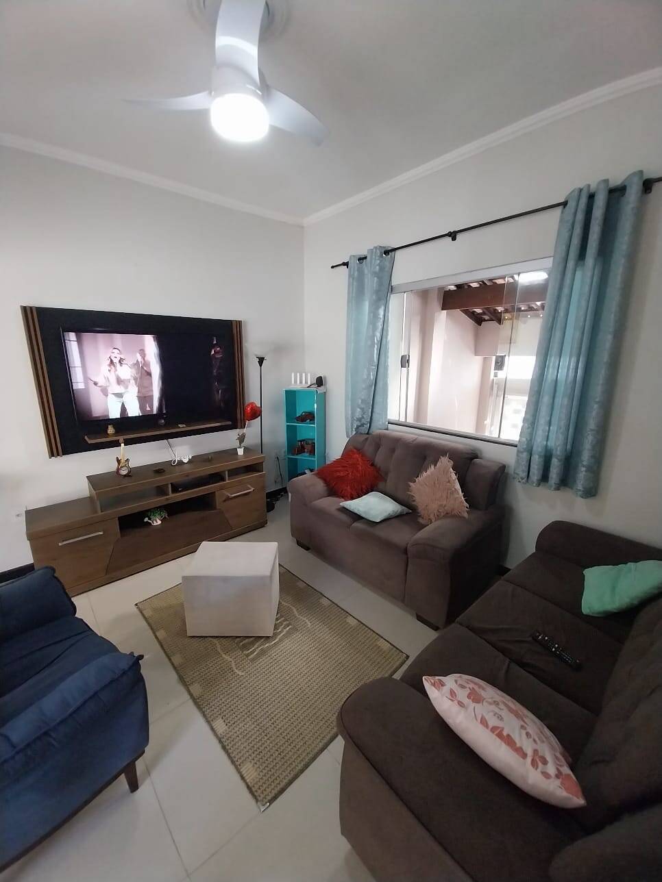 Casa com 3 dormitórios