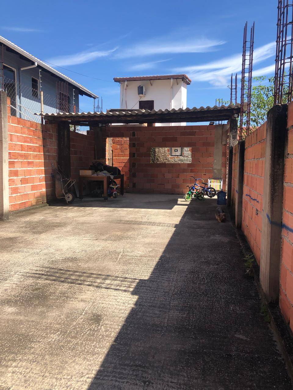 Casa à Venda no Bairro Alto da Igreja – Cachoeira Paulista