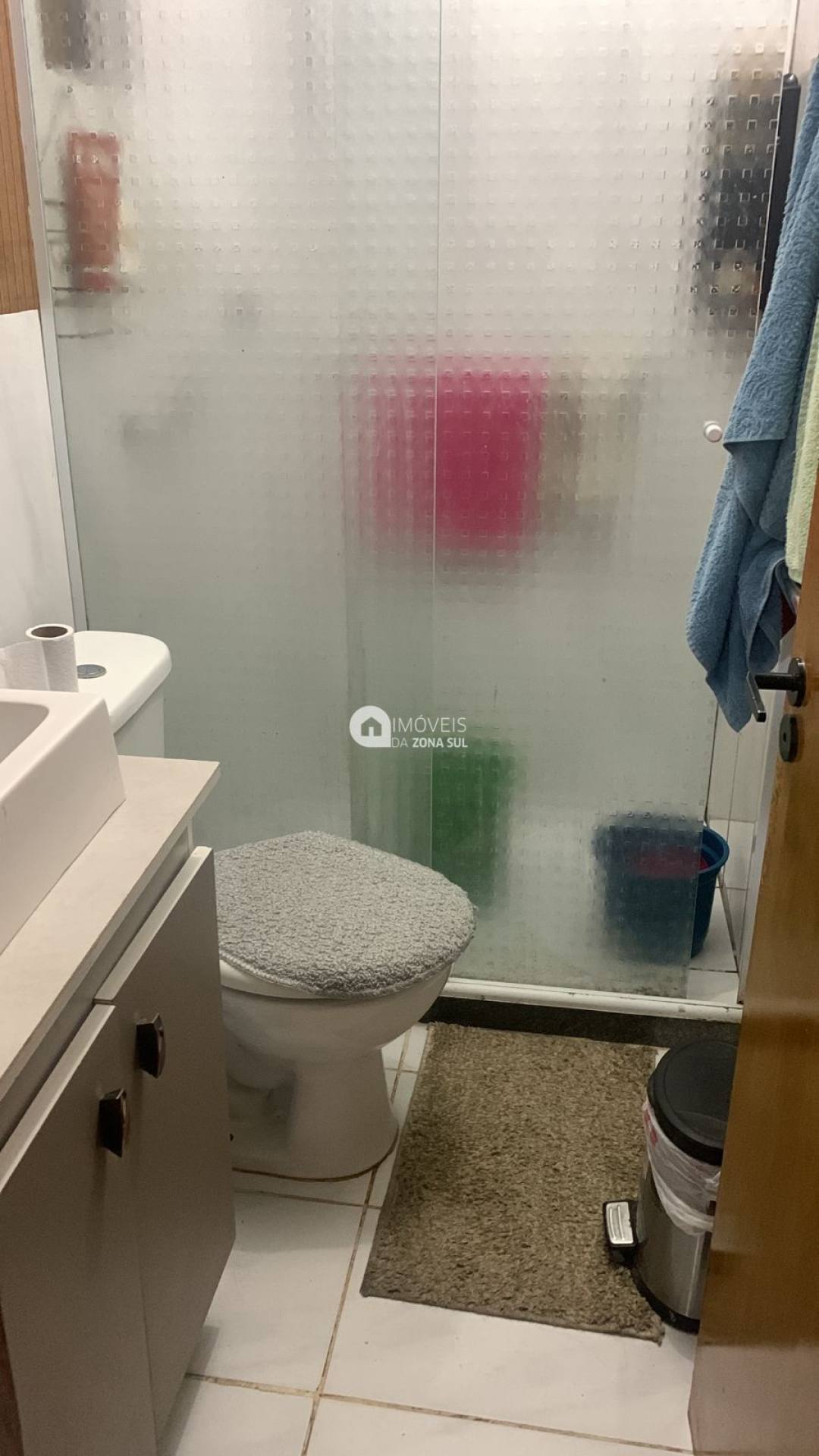 Apartamento para Vender com 1 vaga de garagem com 2 quartos 1 banheiro no bairro Vila Nova em Porto Alegre/RS