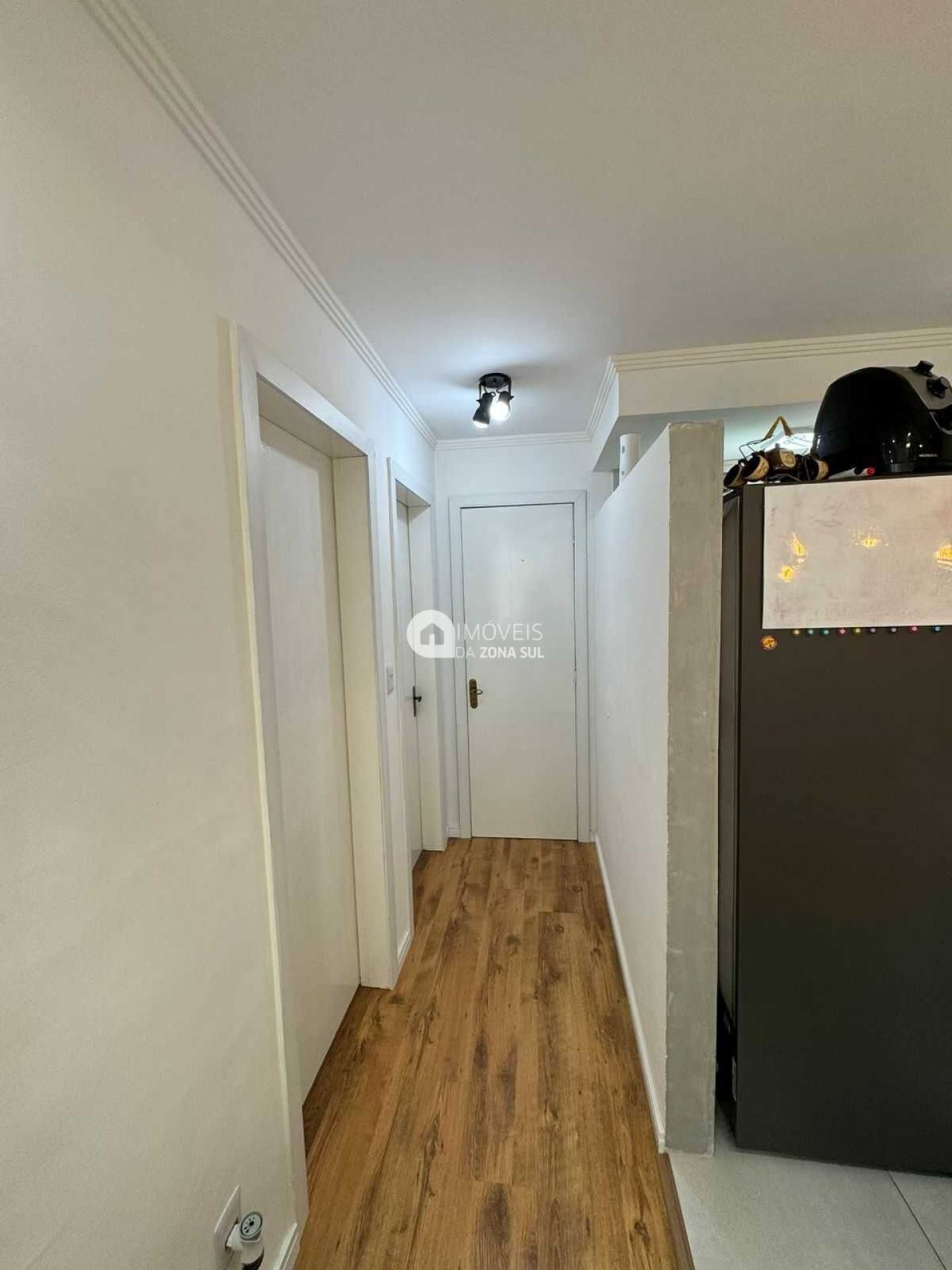 Apartamento para Vender com 1 vaga de garagem com 2 quartos 1 banheiro no bairro Restinga em Porto Alegre/RS