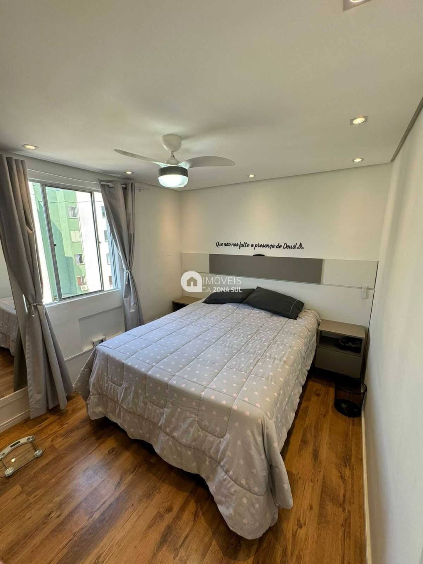 Apartamento para Vender com 1 vaga de garagem com 2 quartos 1 banheiro no bairro Restinga em Porto Alegre/RS
