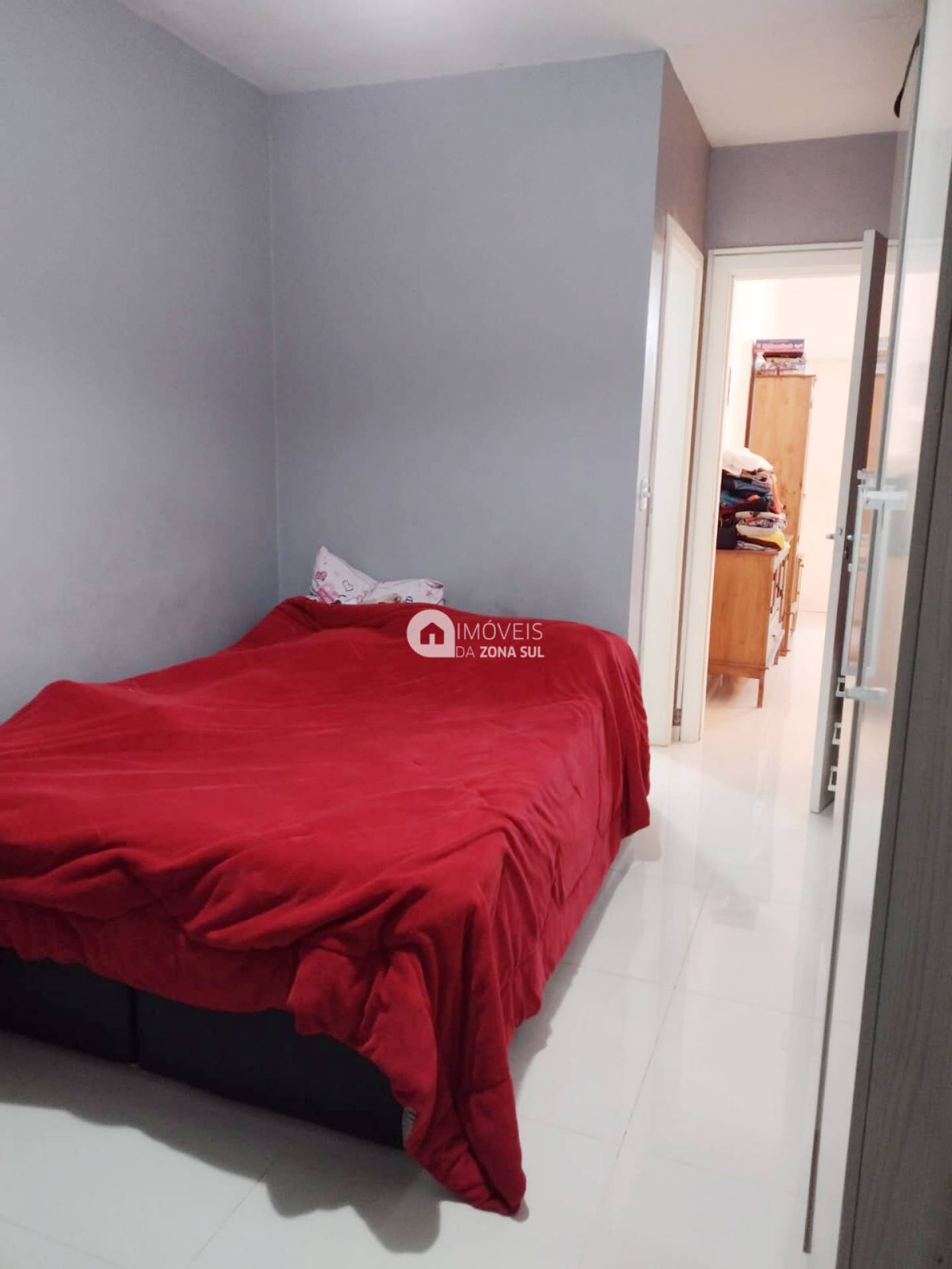 Casa para Vender com 2 vagas de garagem com 2 quartos 2 banheiros 1 suíte no bairro Hípica em Porto Alegre/RS