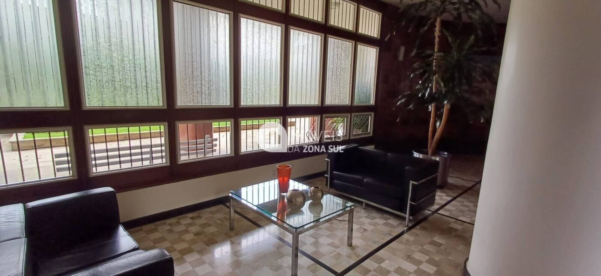 Apartamento para Vender com 1 vaga de garagem com 4 quartos 3 banheiros no bairro Centro Histórico em Porto Alegre/RS